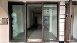 Smith Street (D1), Retail #567711311